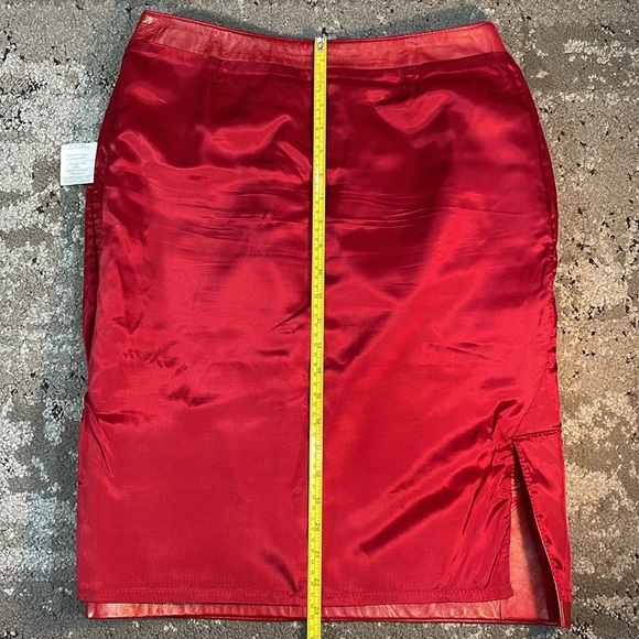Danier red leather pencil skirt made in Canada - Picture 13 of 17